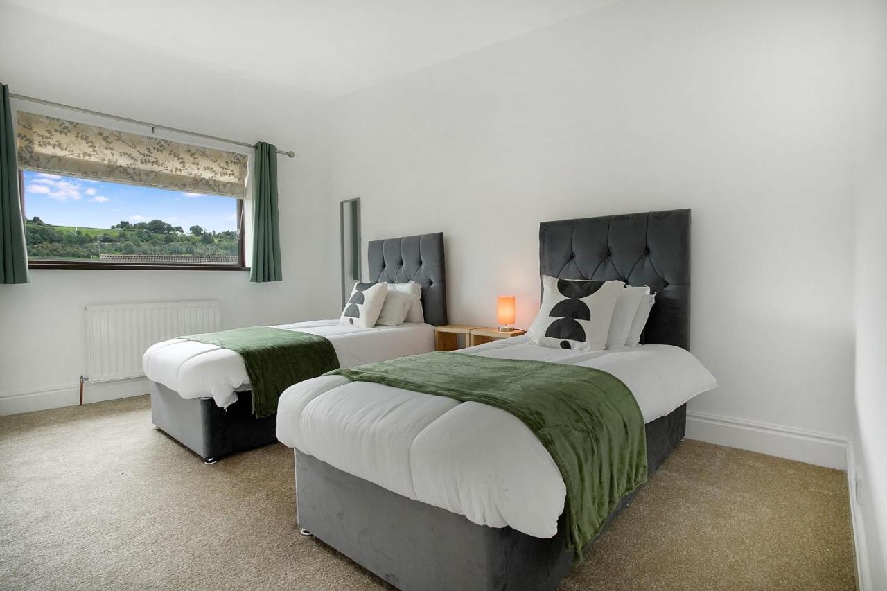Lovely 2-Bedroom Home In Langley Park, Sleeps 4 Durham Exterior foto